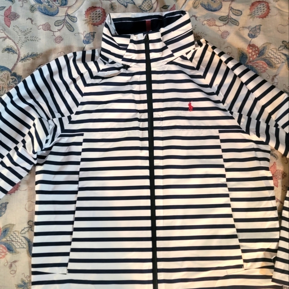 Polo Rain Jacket w/foldable hood